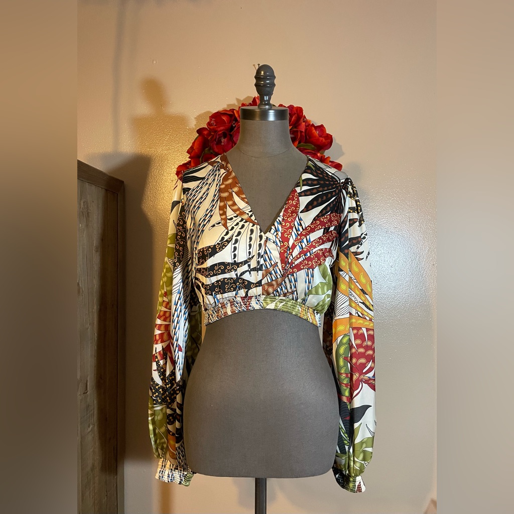 Alexis Bacia Long Sleeve Crop Top In The "Wild Palm" Print